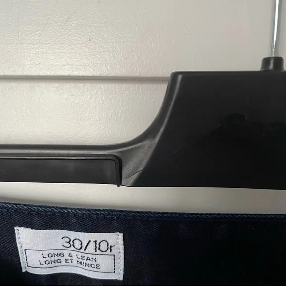 NWOT Ladies Dark Blue Jeans by GAP - Picture 4 of 8